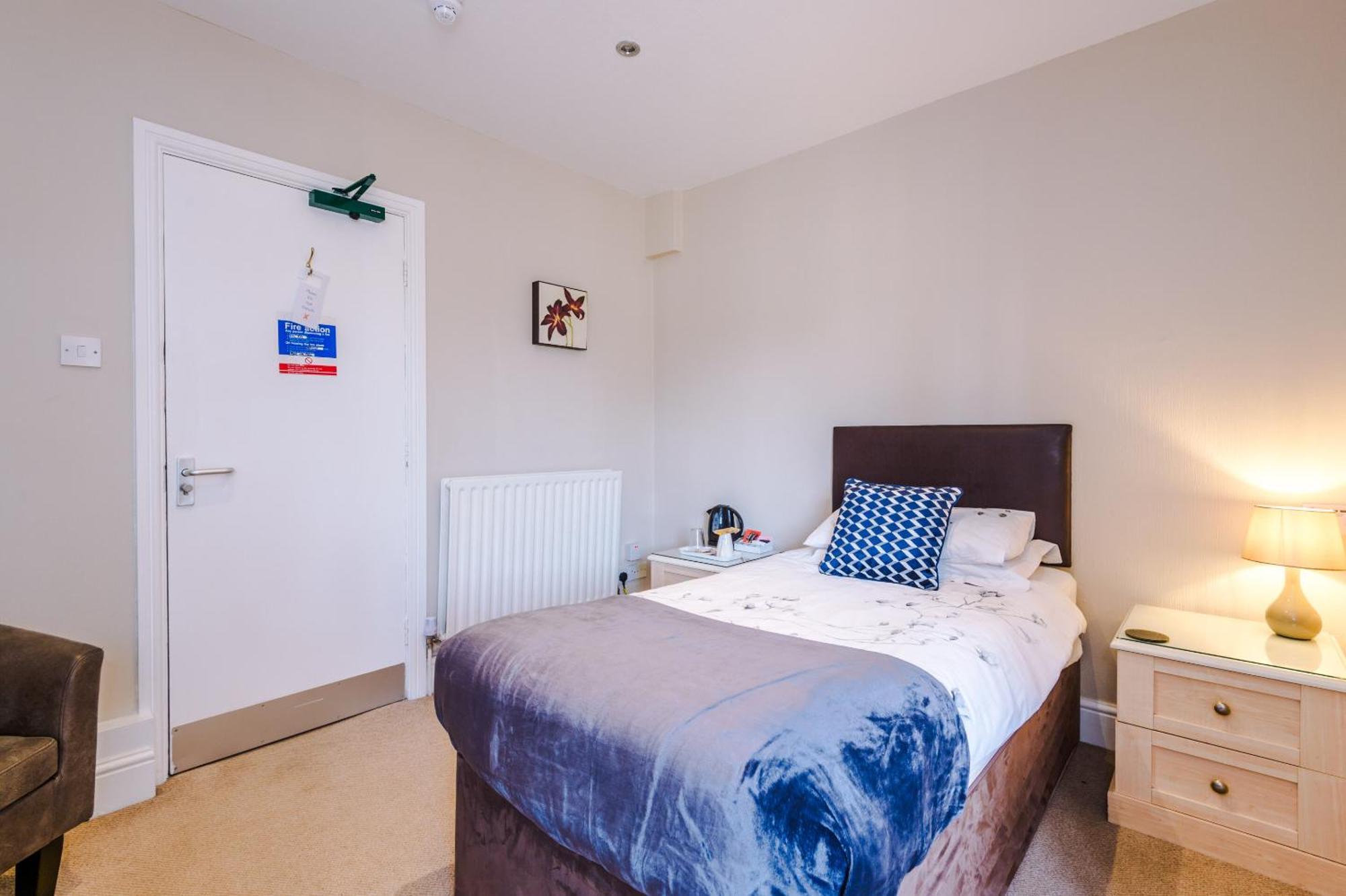 Holcombe Guest House Barnetby le Wold ภายนอก รูปภาพ